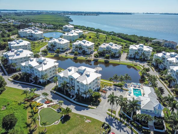 Palma Sola Bay Club: 3410 77th St W, Bradenton, FL 34209